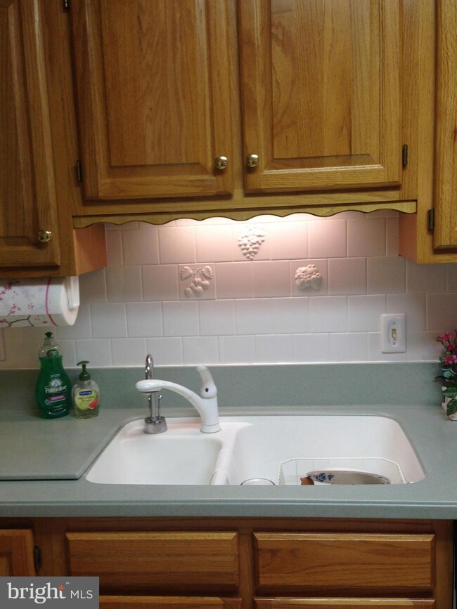 3901 Hannon Ct unit 2G, Nottingham, MD 21236 - photo 5