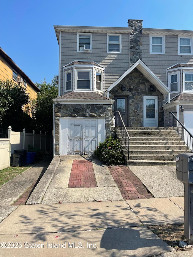 181 McVeigh Ave, Staten Island, NY 10314 - photo 2