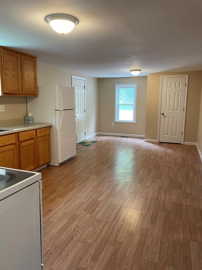 462 E Main St, Inez, KY 41224 - photo 6