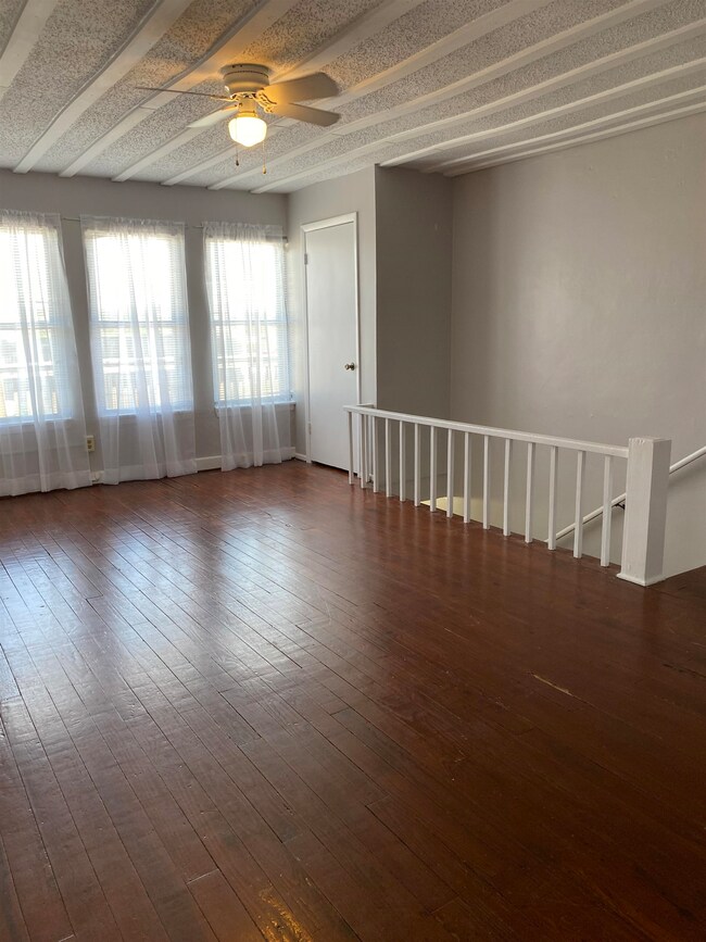 147 Riberia St unit D, St. Augustine, FL 32084 - photo 6