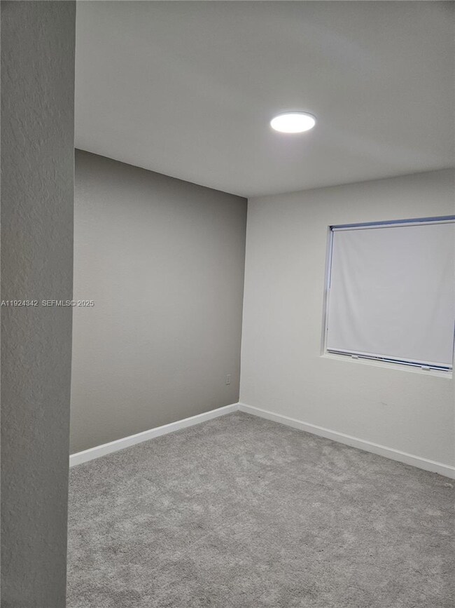 27669 SW 155th Ave unit 2, Homestead, FL 33032 - photo 7