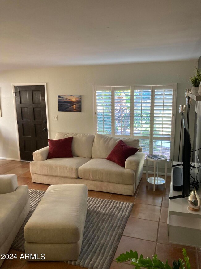 10407 N 11th St unit 3, Phoenix, AZ 85020 - photo 5