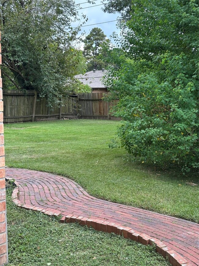 23323 Dew Wood Ln, Spring, TX 77373 - photo 7