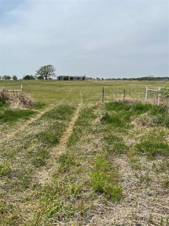 251 County Road 4795, Boyd, TX 76023 - photo 2