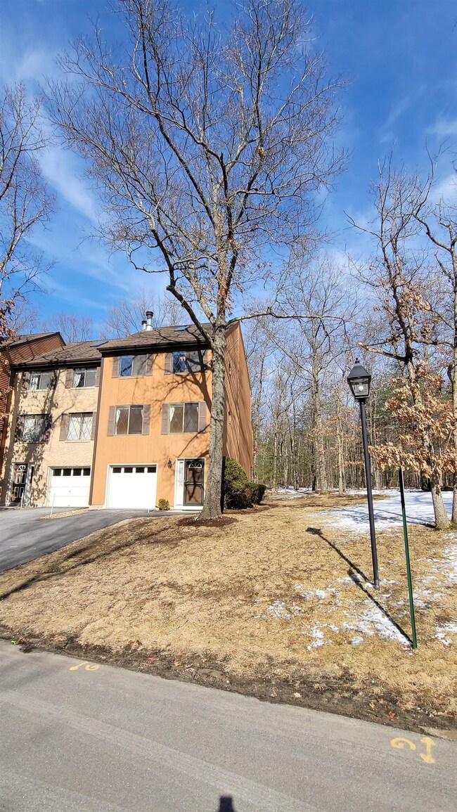 24 Winrow Dr, MerriMacK, NH 03054 - photo 2