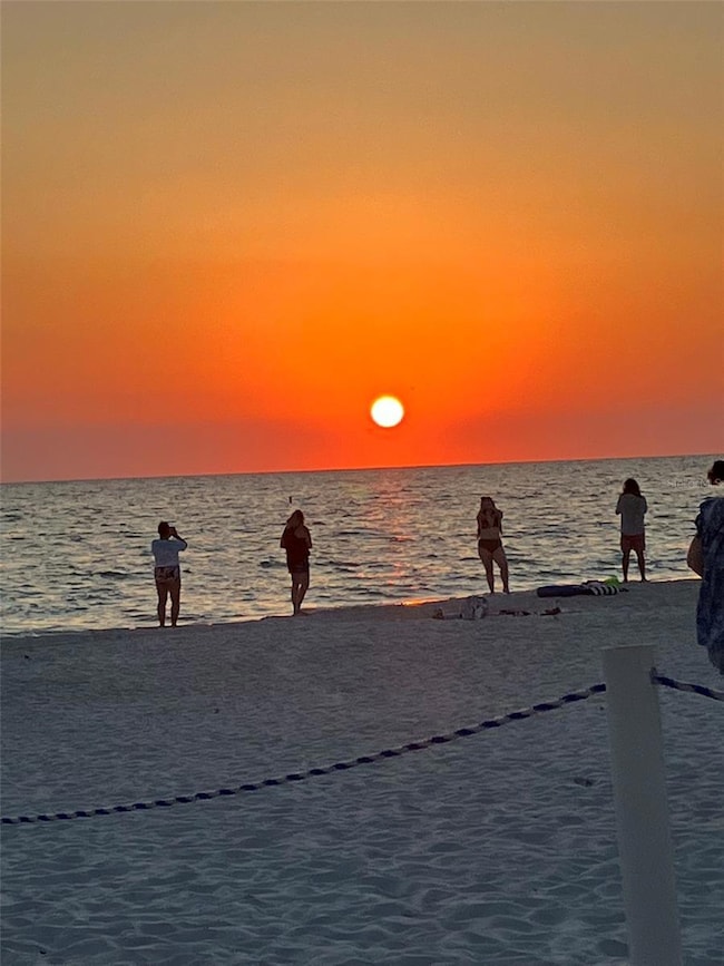 8200 Bayshore Dr unit 2, Treasure Island, FL 33706 - photo 2