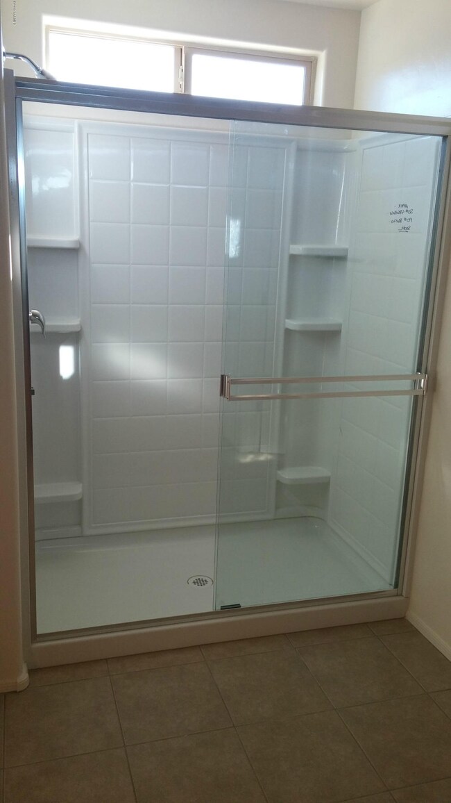 SPMP 54 Master shower