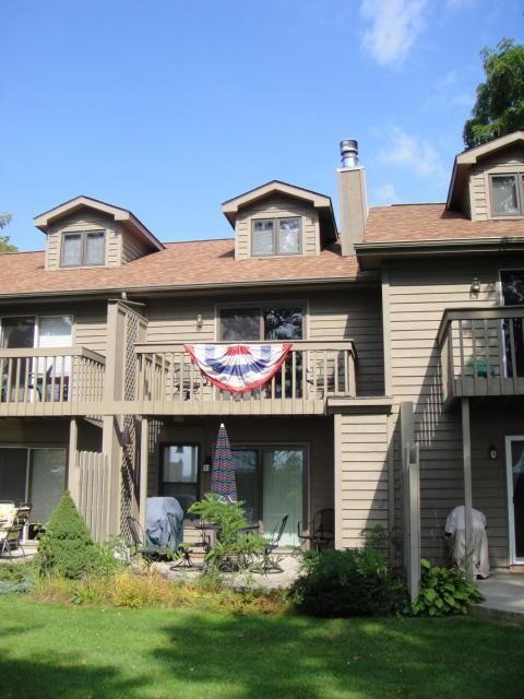 128 Elizabeth St, Saugatuck, MI 49453 - photo 2