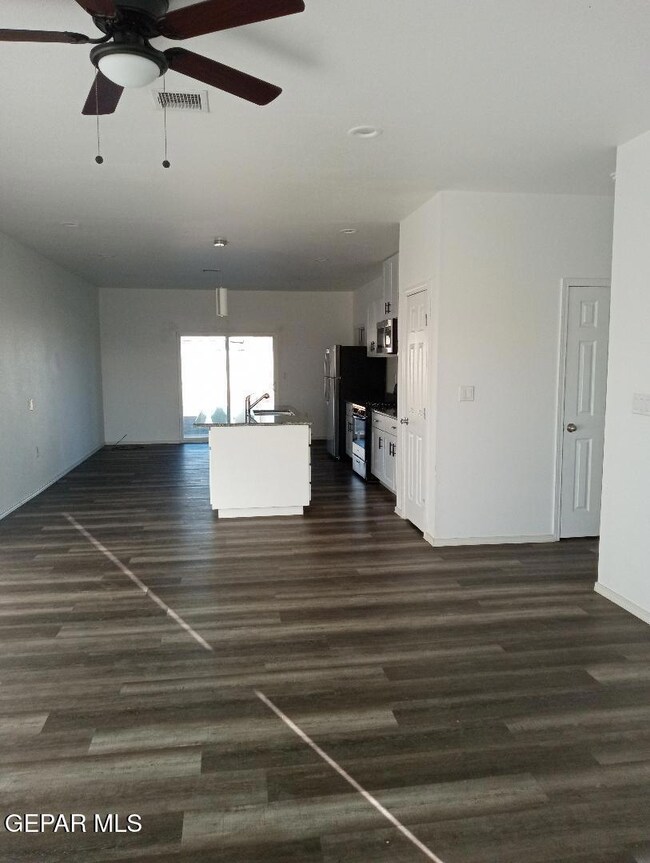 718 Cobre St unit 2, El Paso, TX 79928 - photo 5