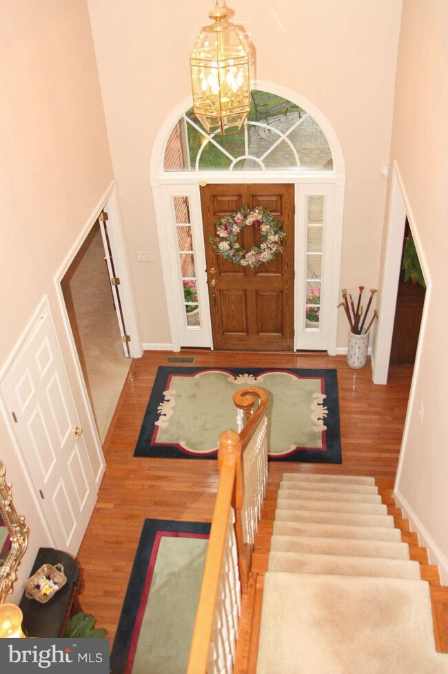 11016 Hidden Fox Ct, Ellicott City, MD 21042 - photo 3