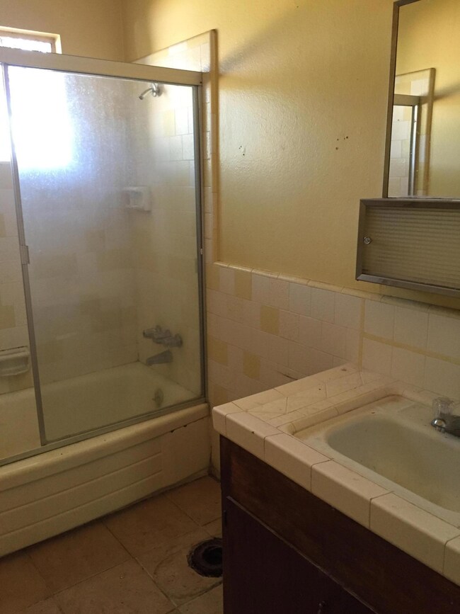 3242 Lawrence Rd, Redding, CA 96002 - photo 6