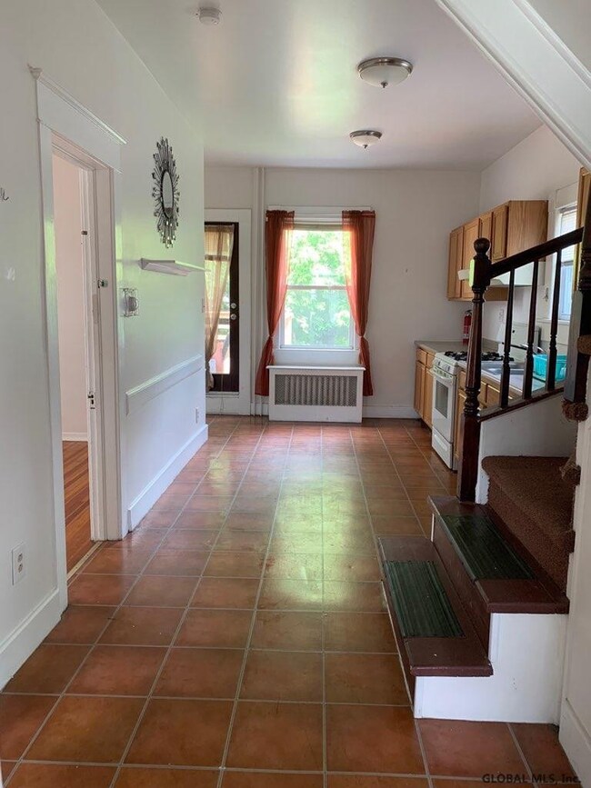 503 Morris St, Albany, NY 12208 - photo 4
