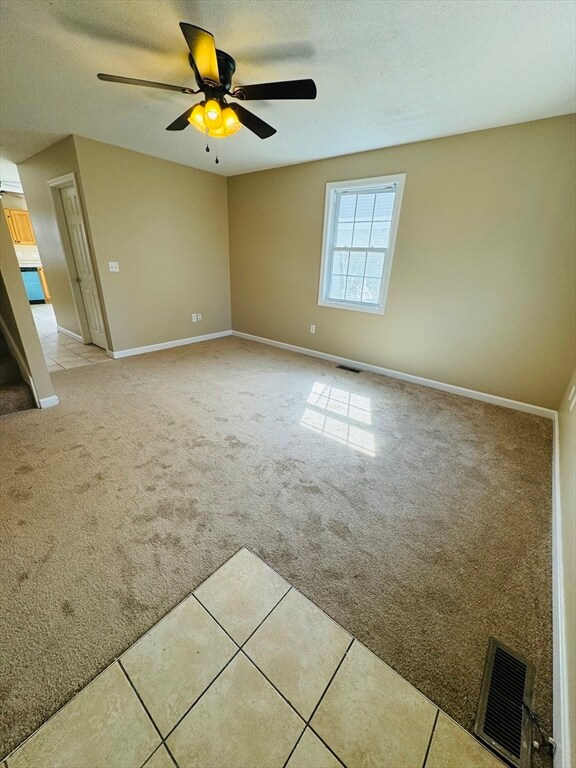 131 Moxon St unit R, Springfield, MA 01151 - photo 2