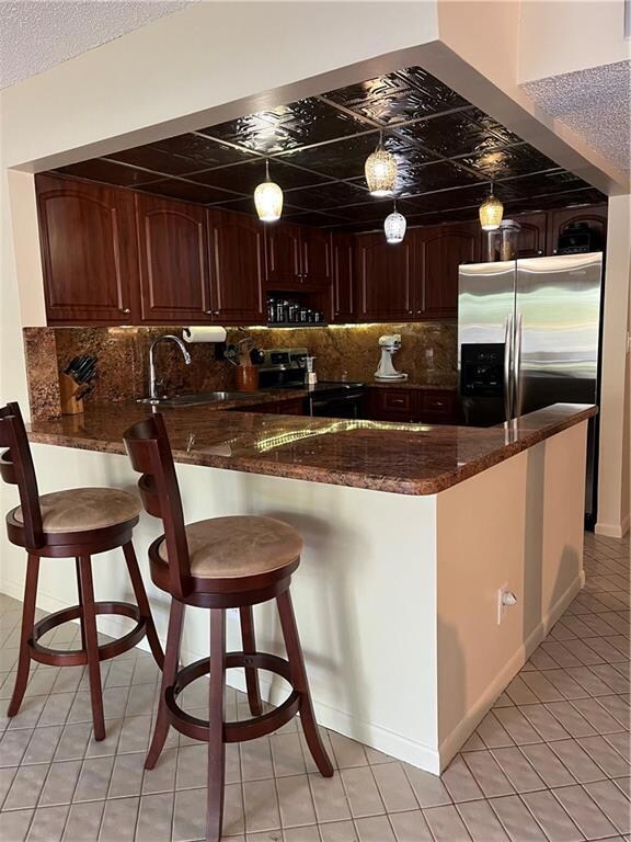 Breakfast bar