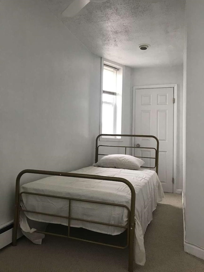 811 Montgomery St unit 3R, Jersey City, NJ 07306 - photo 4