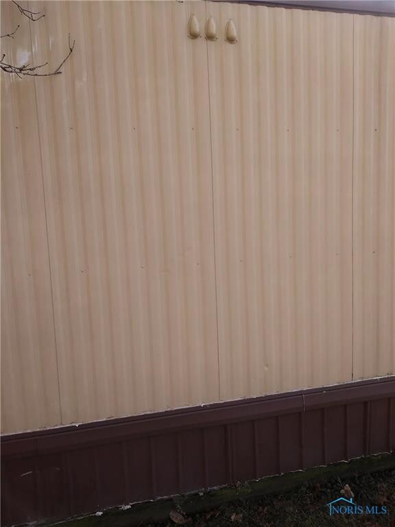 729 E Jackson St, West Unity, OH 43570 - photo 3