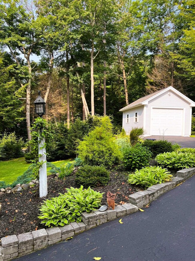 26 Sartwell Ln, Bartlett, NH 03860 - photo 4