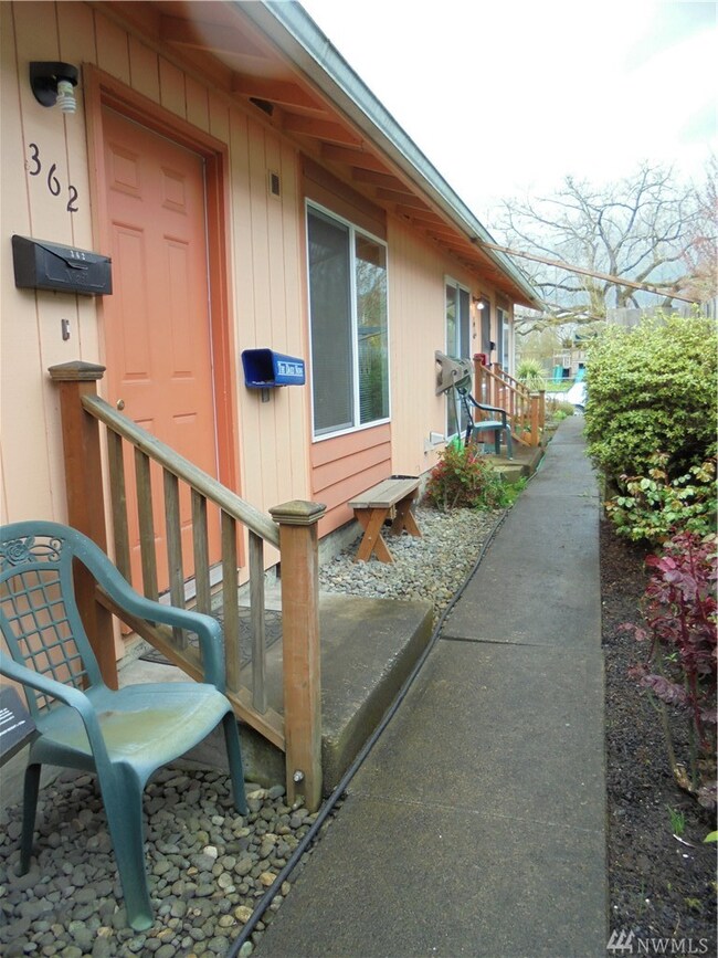 360 24th Ave, Longview, WA 98632 - photo 2