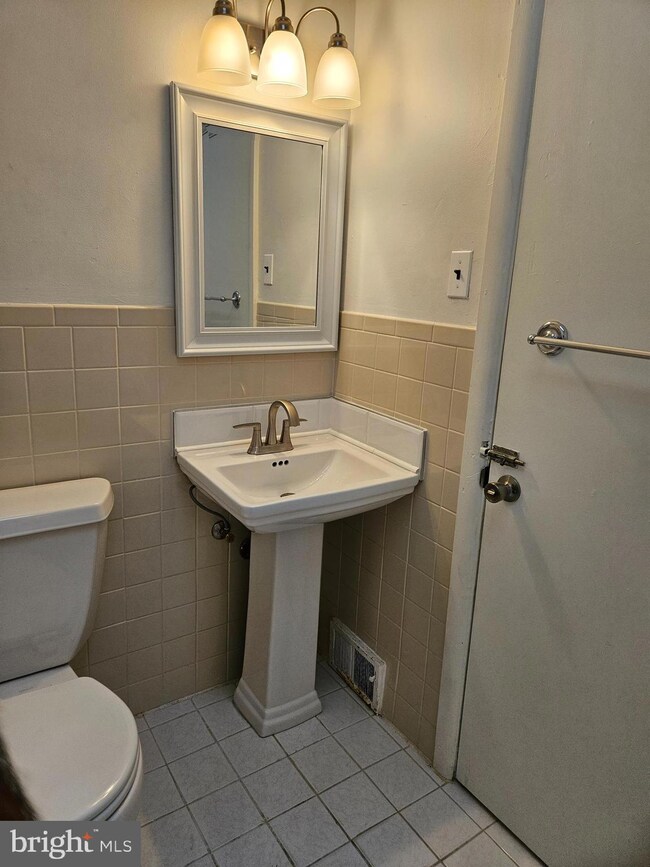 118 Grant St, Mount Holly, NJ 08060 - photo 5