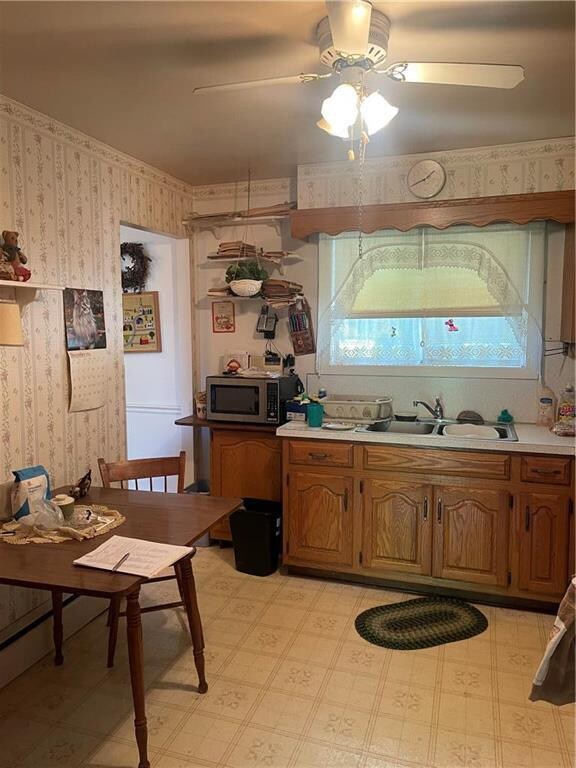 3318 Thomas St, Whitehall, PA 18052 - photo 5