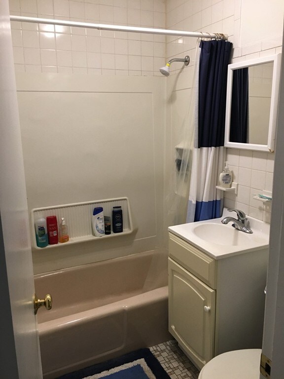 19 Margaret St unit 2, Boston, MA 02113 - photo 2