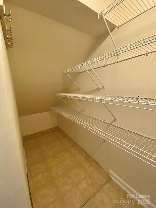 2601 Silverthorn Dr, Charlotte, NC 28273 - photo 7