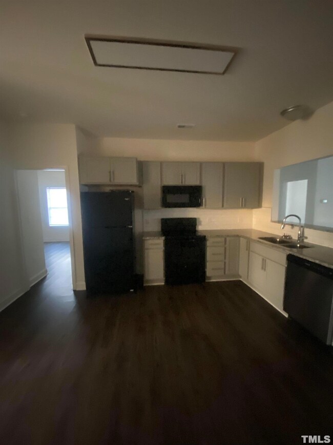 113 W Langdon Ave unit A, Smithfield, NC 27577 - photo 7