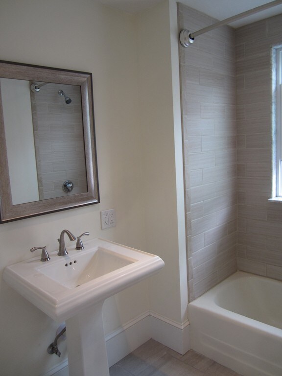 15 Plympton St unit 15, Waltham, MA 02451 - photo 6