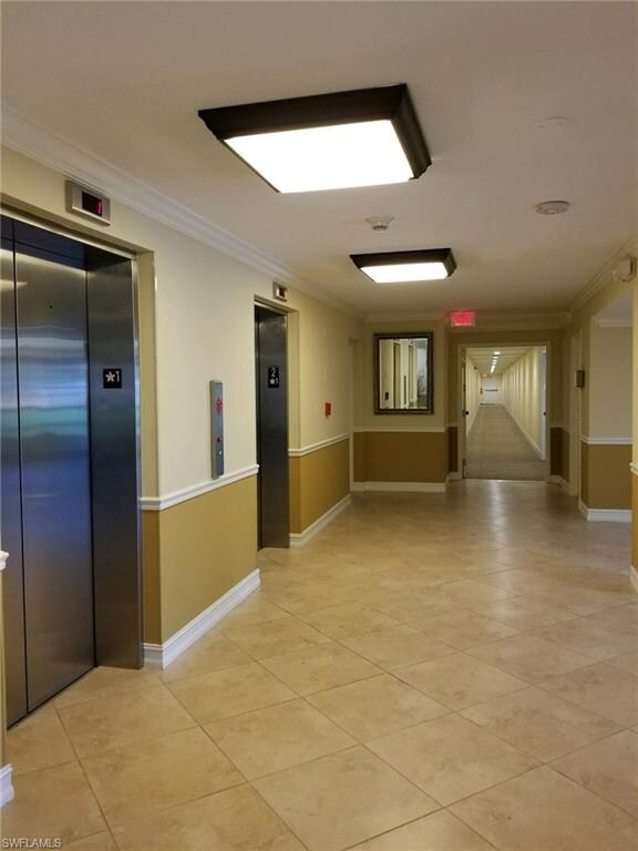 555 Park Shore Dr unit 405, Naples, FL 34103 - photo 3