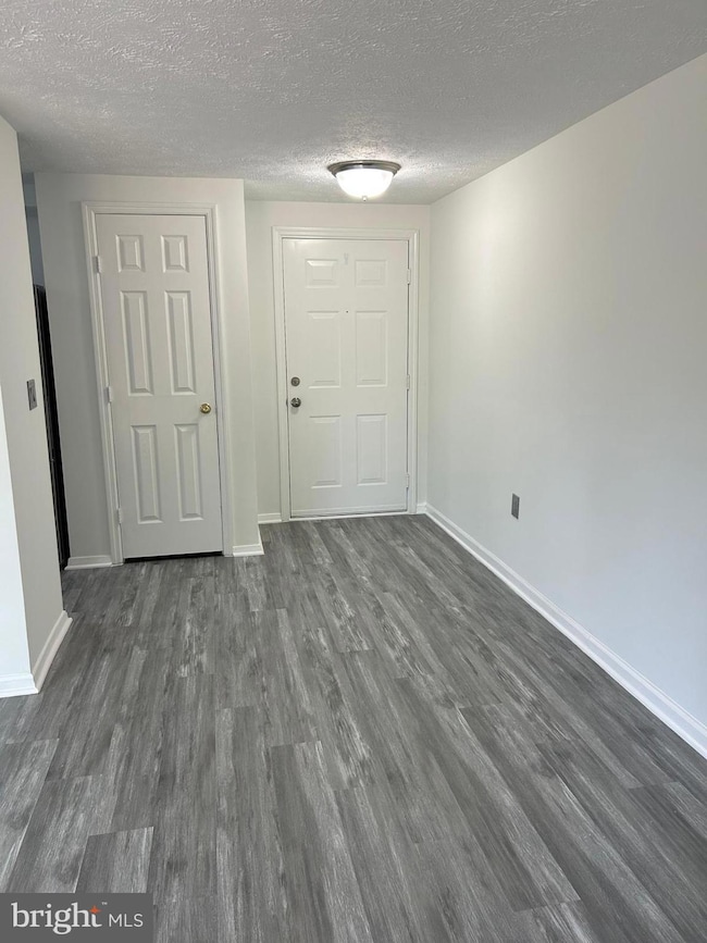 17060 Capri Ln unit 103 D, Dumfries, VA 22026 - photo 2