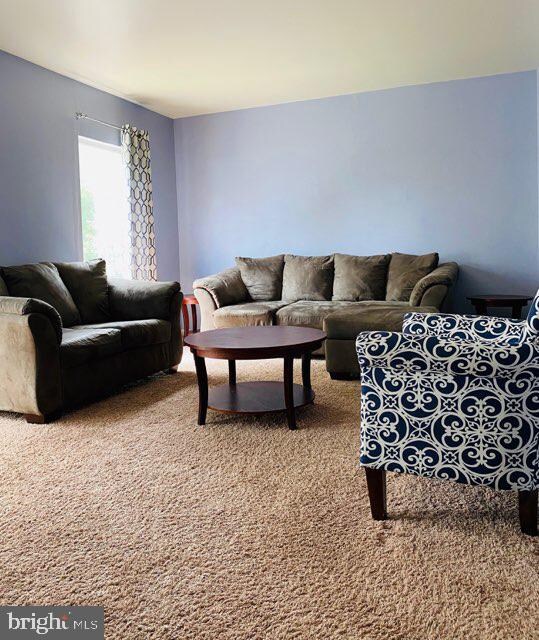 6024 Saint Moritz Dr, Temple Hills, MD 20748 - photo 7