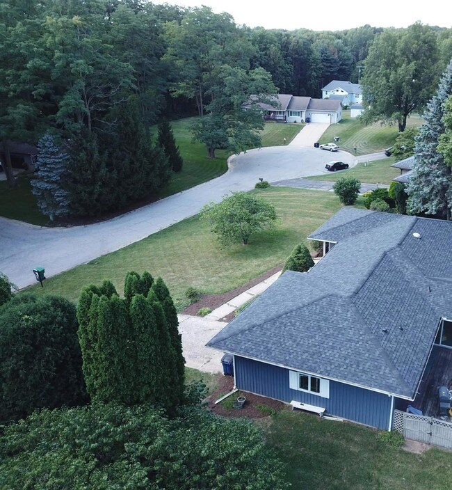 3443 N Chianti Dr, La Porte, IN 46350 - photo 5