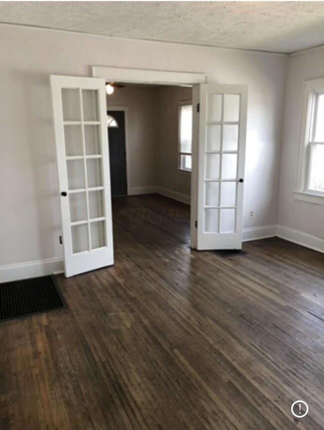Moler dining room