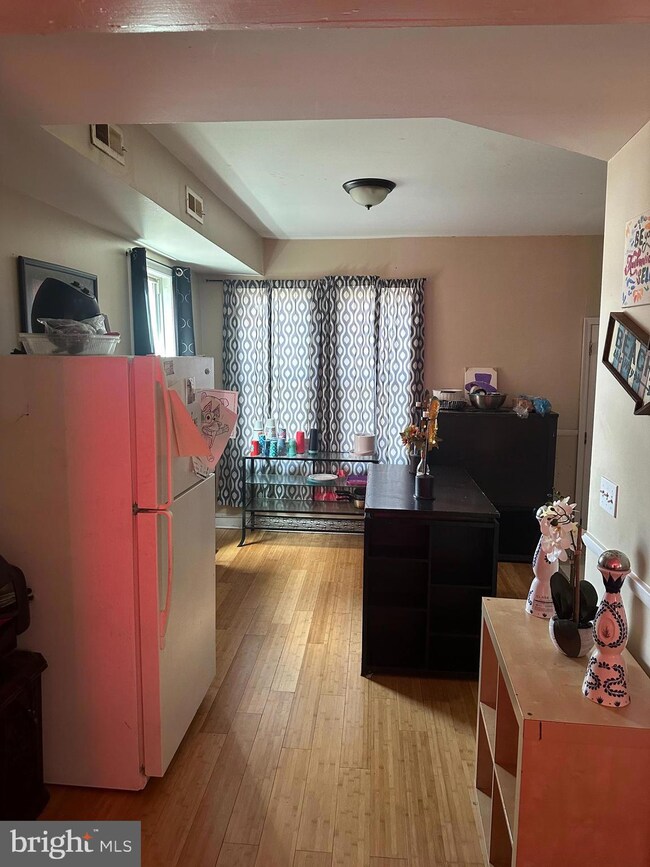 120 S Tremont Rd, Baltimore, MD 21229 - photo 3