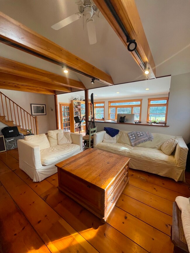 133 Franklin Terrace, Vineyard Haven, MA 02568 - photo 4