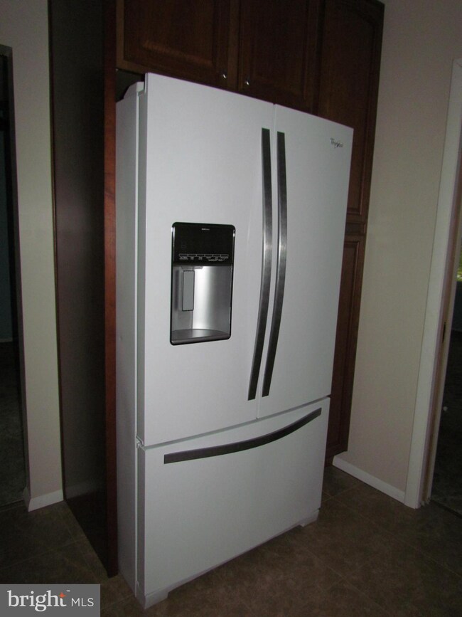 21980 Willis Dr, California, MD 20619 - photo 7