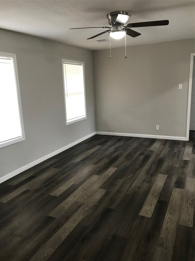 5118 Keystone St, Houston, TX 77021 - photo 3