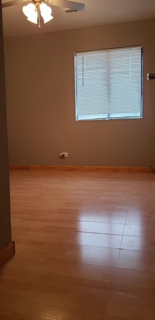 1590 Perry Ct unit A, Aurora, IL 60505 - photo 2