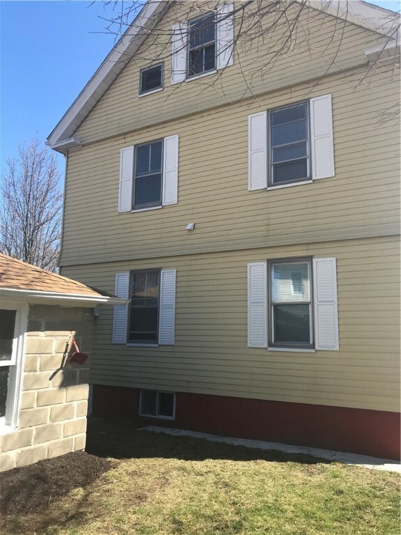 83 Potter St, Cranston, RI 02910 - photo 4