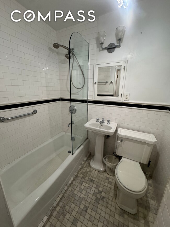 320 W 84th St unit 5A, New York, NY 10024 - photo 4