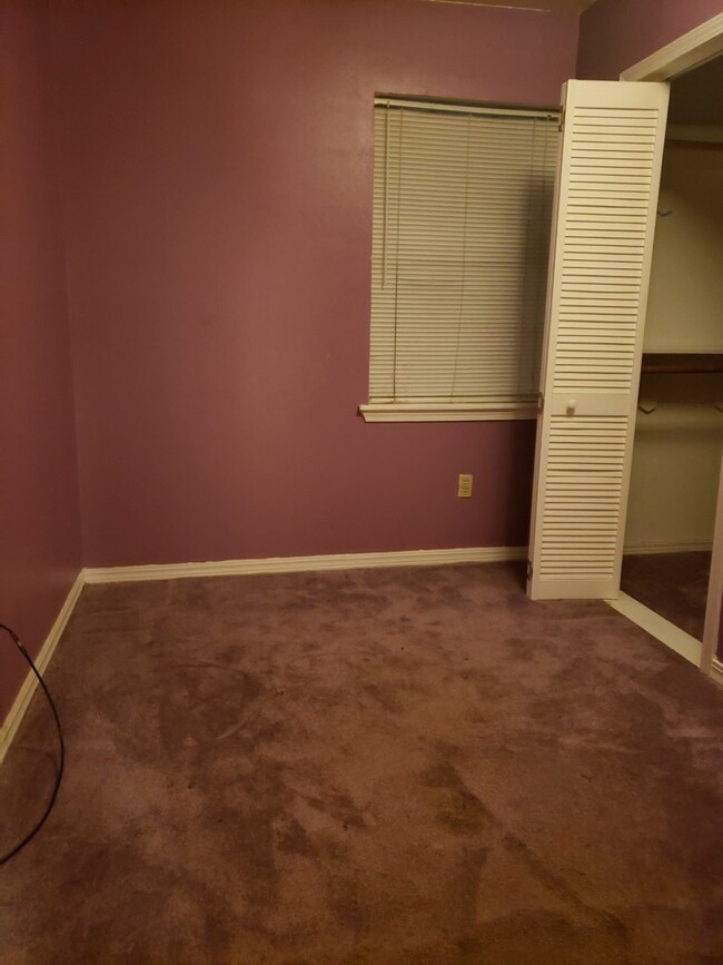 10204 Peachtree St, Houston, TX 77016 - photo 4