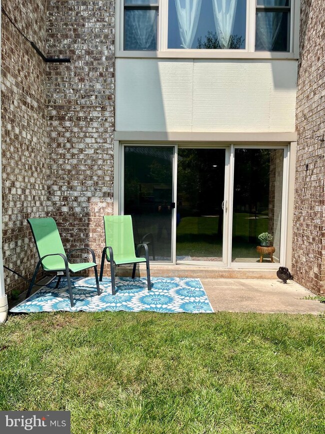 3406 Chiswick Ct unit 471D, Silver Spring, MD 20906 - photo 3