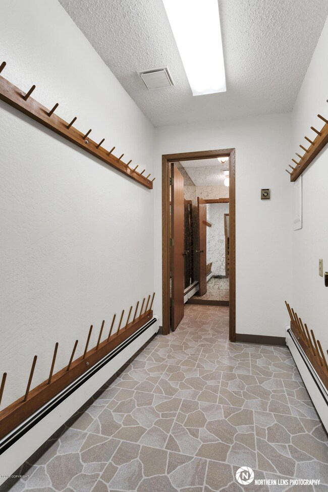 Mud Room (Unit 6007)