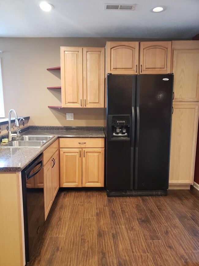 190 Buttermilk Rd, Hopkinsville, KY 42240 - photo 6