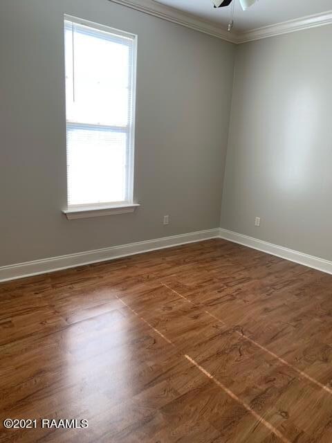 bedroom4