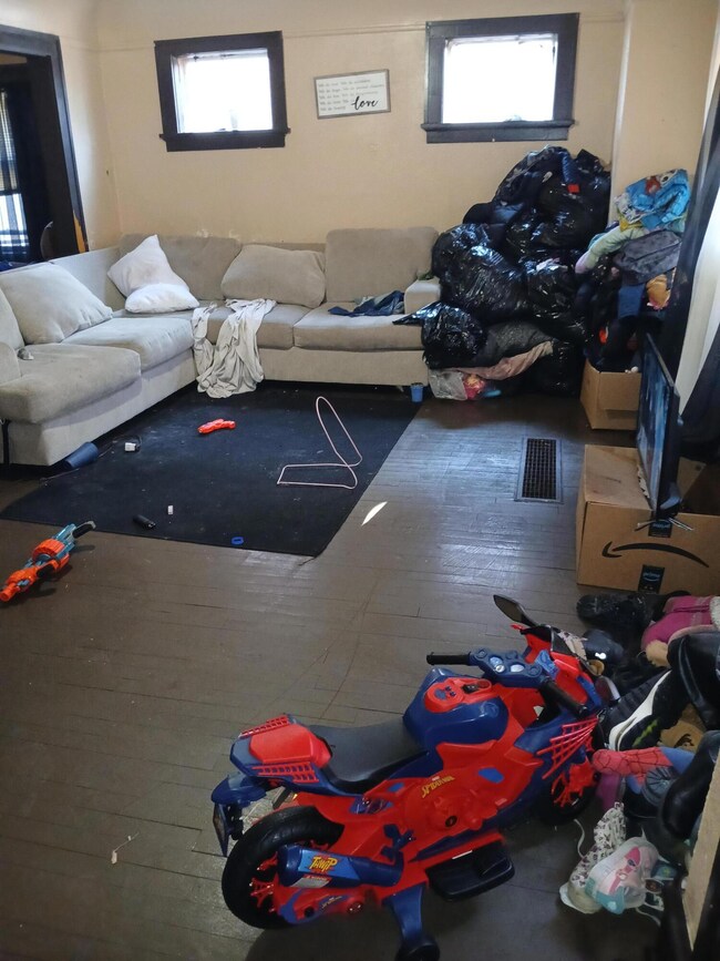 3918 N 24th St unit 3920, Milwaukee, WI 53206 - photo 7