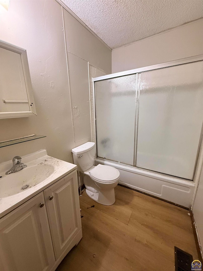 1710 SE 24th St, Topeka, KS 66605 - photo 5