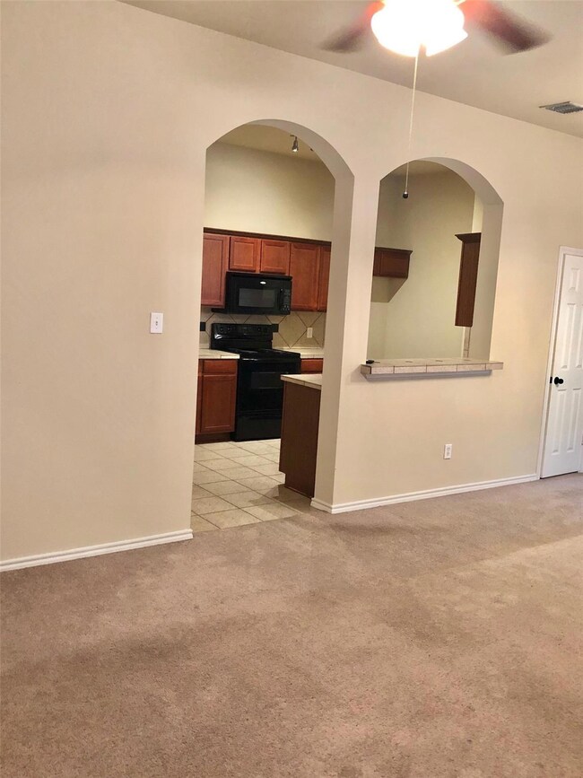 353 Schirra Ct, Lavon, TX 75166 - photo 4