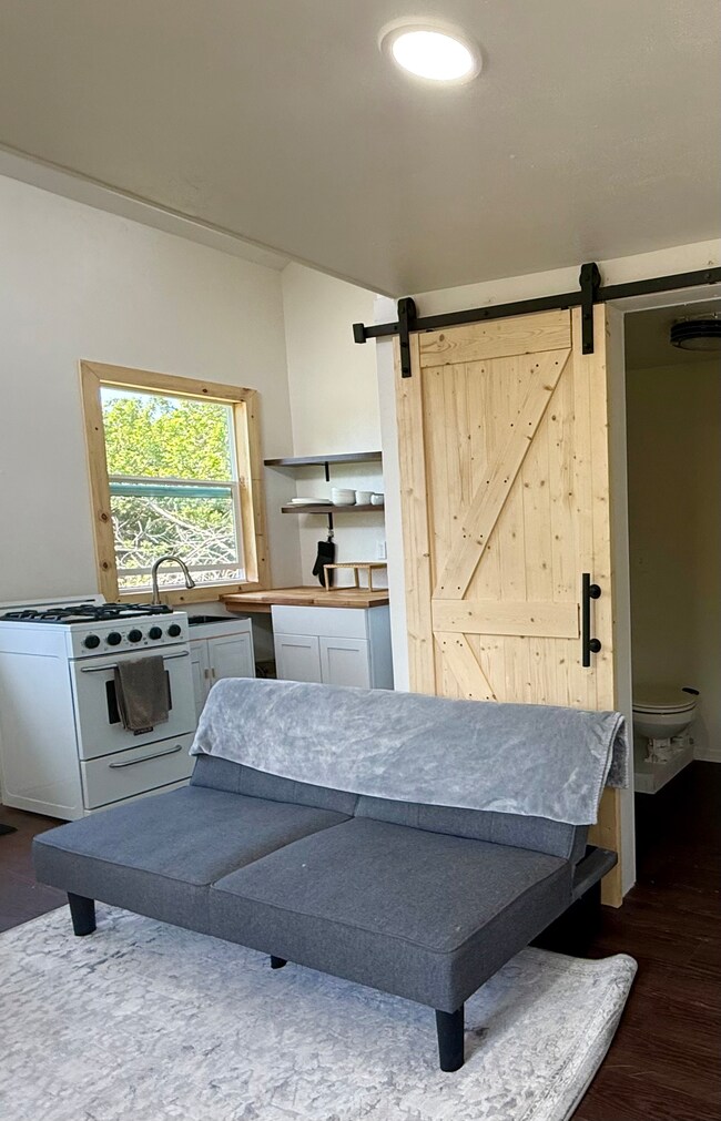 94 Pele St, Naalehu, HI 96772 - photo 3