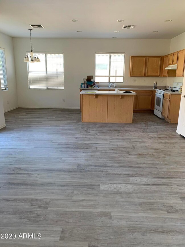 1442 E Peartree Ln, Gilbert, AZ 85298 - photo 2